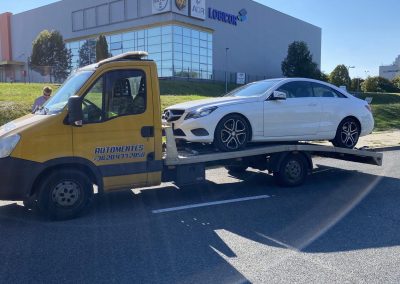 munka-automentes-uj1-400x284